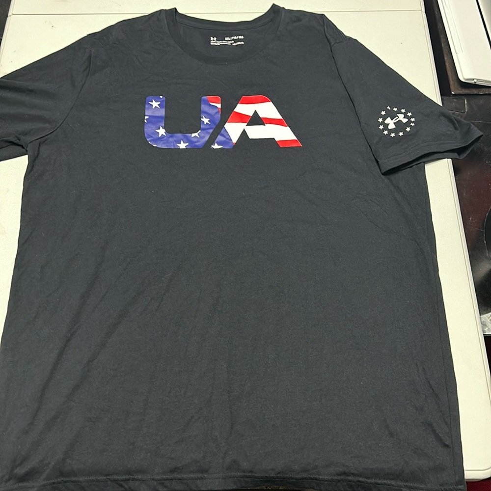 2XL Under Armor Shirt